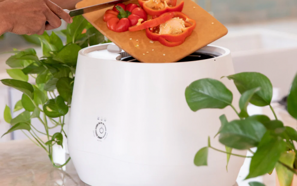 Composteren wordt kinderspel met de slimme Lomi composter voor compost maken van keukenafval